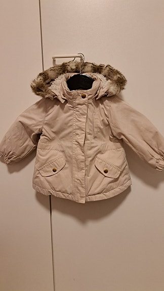Tyttöjen talvitakki 80