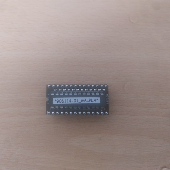 Commodore C64 PLA korvaava piiri SlimPLA (GalPla)