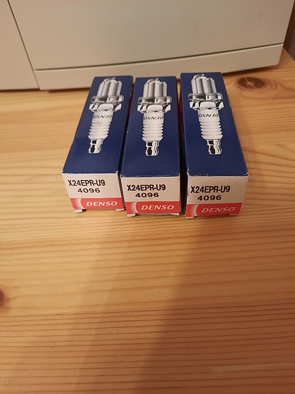 Uudet tulpat polttomootttorilaitteeseen ja tai ajoneuvoon