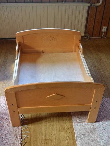 Lasten jatkettava sänky