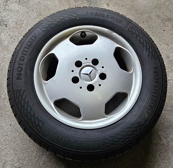 MB 124 Kesärenkaat vanteilla