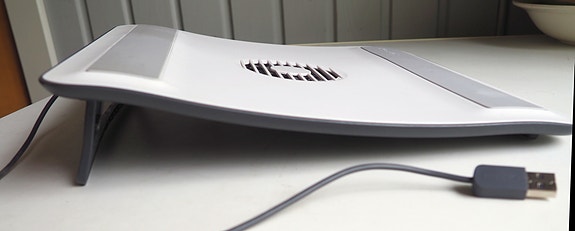 Microsoft kannettava tietokoneen jäähdytysalusta USB, valkoinen/harmaa