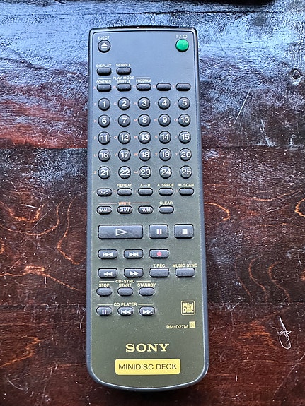 Sony RM-D27M Minidisc Deck -kaukosäädin