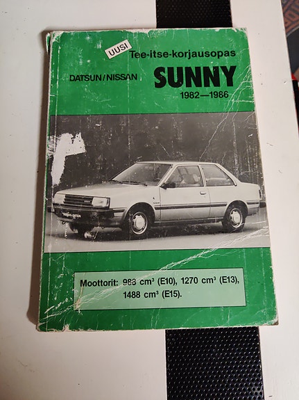 Nissan Datsun Sunny tee-se-itse korjausopas 1982–1986