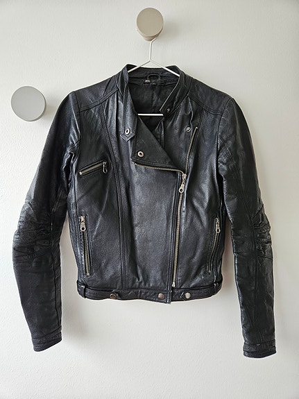 Biker nahkatakki