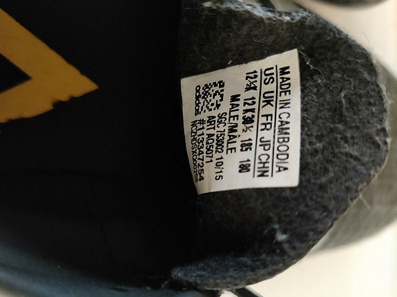 Adidas X jalkapallokengät koko 32 musta‑hopea