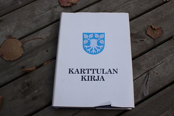 Jussi Kylmälä Karttulan kirja  (sidottu kansipaperit)