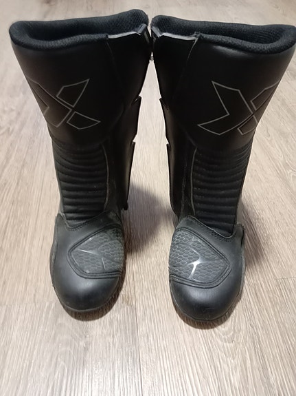 Product image 1 of 3