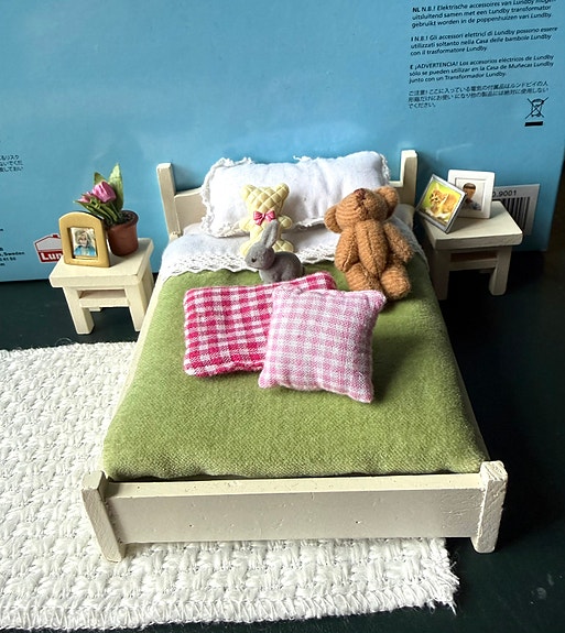 Lundby nykkekodin sänky