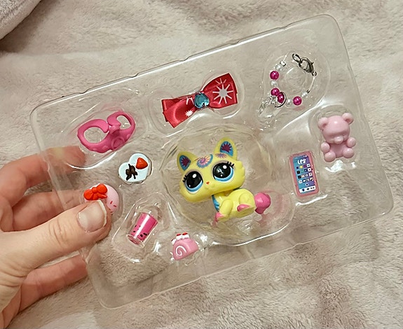 Lps Littlest Pet Shop hahmo ja tarvikkeet