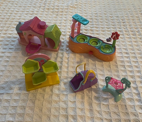 Littlest pet shop tavaroita