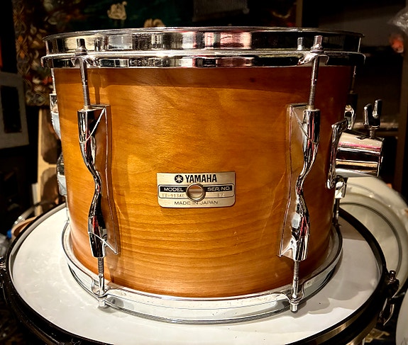 Yamaha 9000 13” x 9”