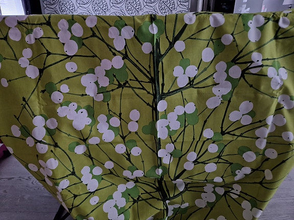 Marimekko Lumimarja kangas