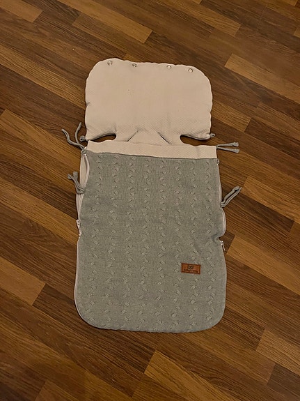 Baby’s only lämpöpussi turvakaukaloon