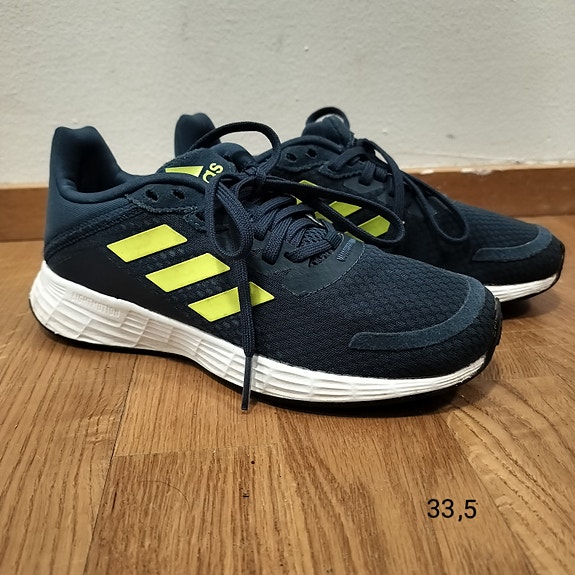 Lasten Adidas kengät 33,5