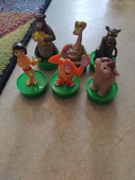 Disney Smarties Viidakkokirja keräilyfiguurit muovi