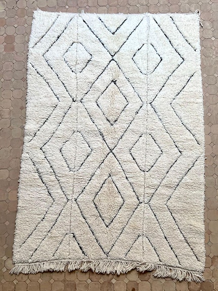 Marokkolainen mustavalkoinen matto 240x160cm