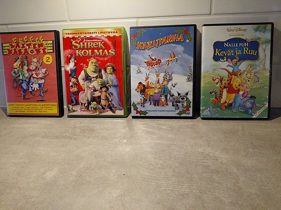 Lasten dvd-elokuvia; Barbie, Disney ym.