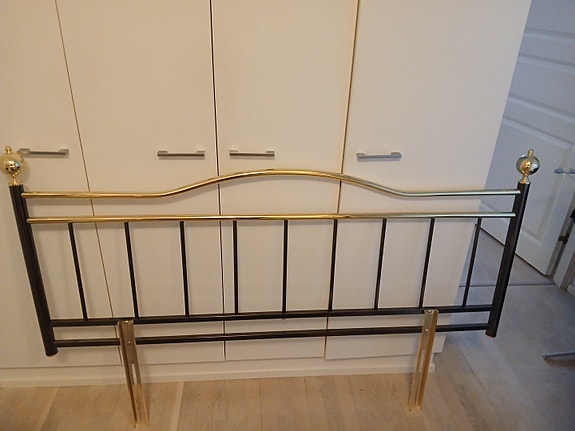 Sängyn pääty