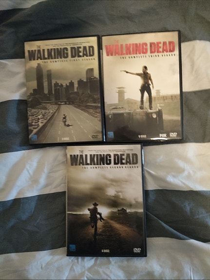 Walking Dead kaudet 1-3-