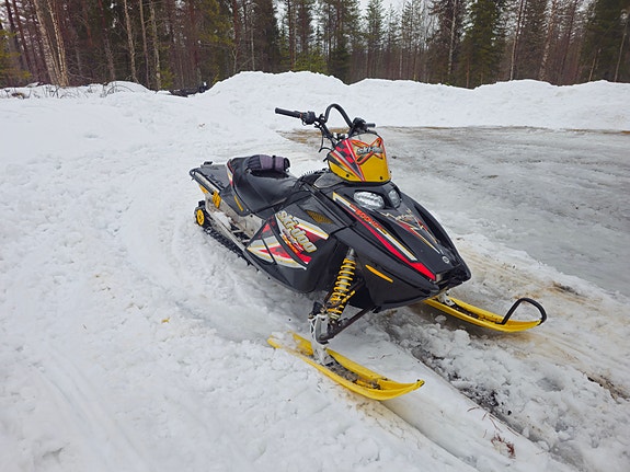 skidoo rev 600 sdi renegade