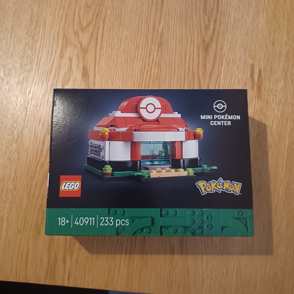 Lego Mini Pokémon Center 40911