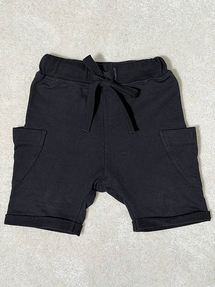 Metsola -shortsit 86/92