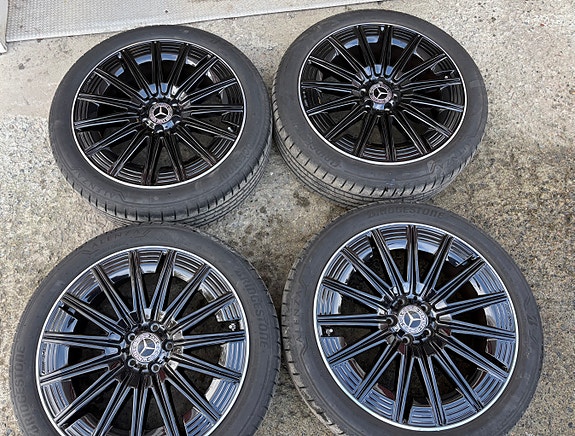 Alkuperäiset Mercedes-Benz 20” AMG vanteet 7mm kesärenkailla
