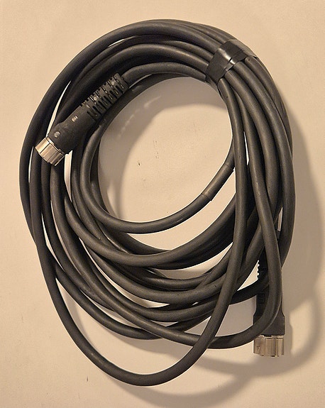 Dyden M23 19-pin automaatio-/servokaapeli n.5m