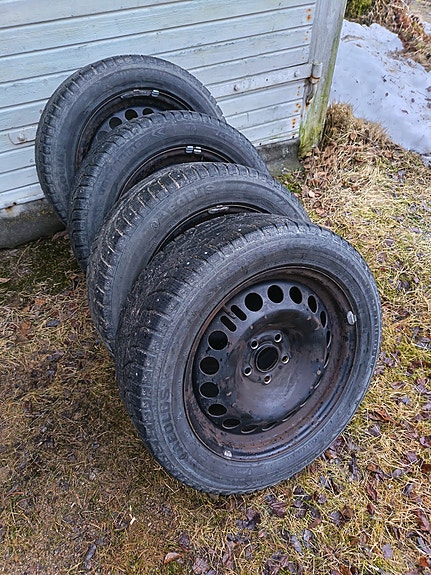 16" renkaat vanteilla