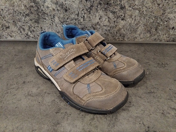 Superfit lenkkarit 33