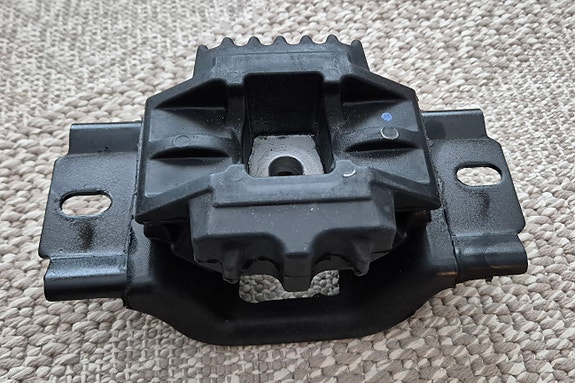 Moottorin tuki, Vasen, FORD FIESTA V, FIESTA VI, FIESTA Van V, MAZDA 2