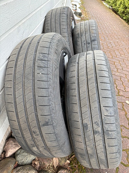 Bridgestone Turanza ECO 215/55/18