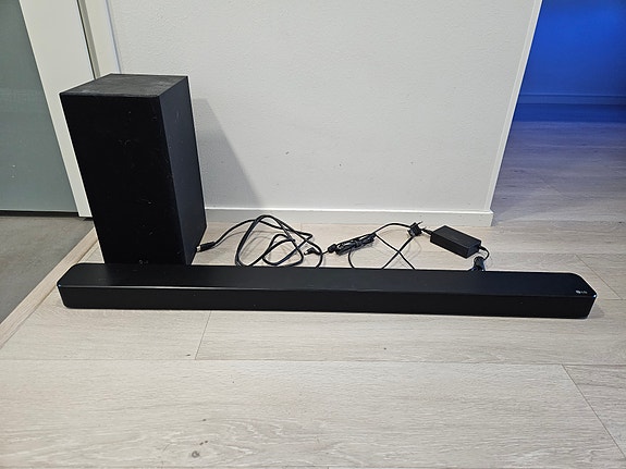 LG SL7Y 2.1 soundbar ja langaton subwoofer musta