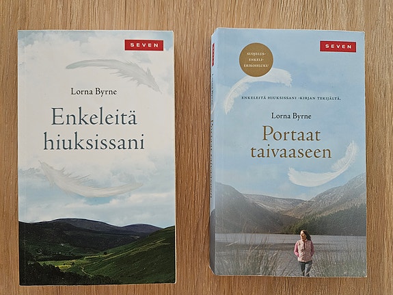 Lorna Byrne: Enkeleitä hiuksissani