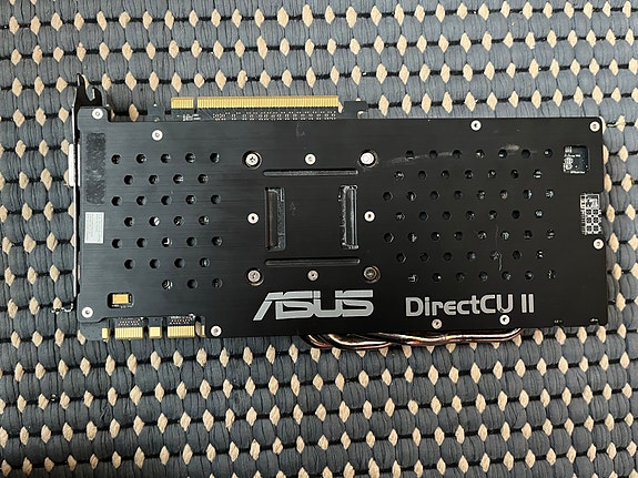 Asus GTX 770 DirectCU II näytönohjain