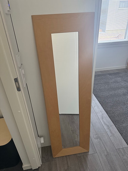 IKEA Molger peili. Puunvärinen