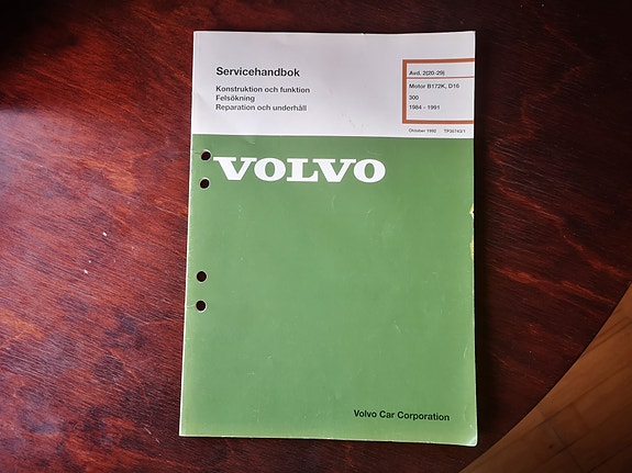 Volvo 340/360 korjaamokäsikirja