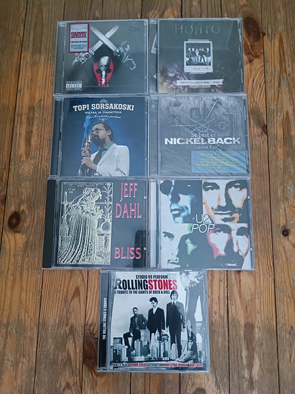 CD Levyt: Topi Sorsakoski, U2, Jeff Dahl, Nickelback Ym