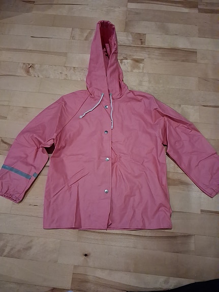 Pinkki retro sadetakki koko 120cm