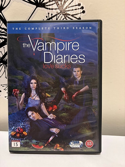 Vampyyripäiväkirjat kausi 3