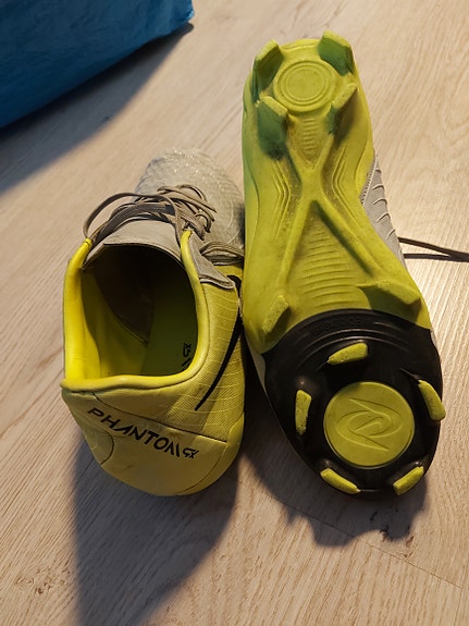Nike Phantom gx academy nappikset, koko 40