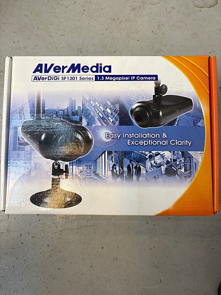 AVerMedia AVerDiGi SF1301W IP-valvontakamera 1,3 megapikseliä langaton