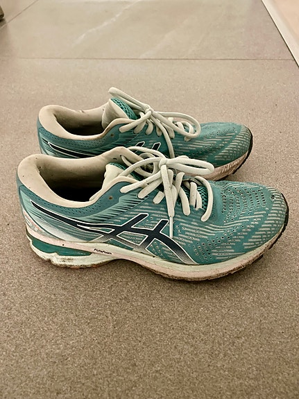 Asics lenkkarit