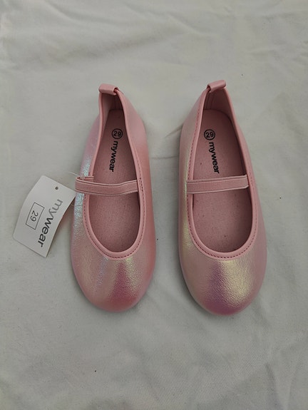 Uudet ballerinat 29