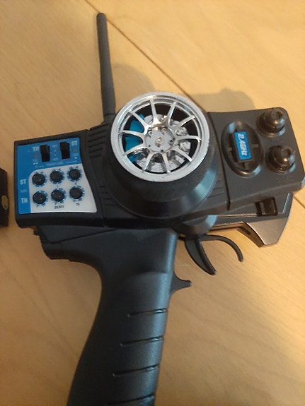 Product image 3 of 3