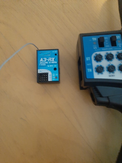 Product image 2 of 3