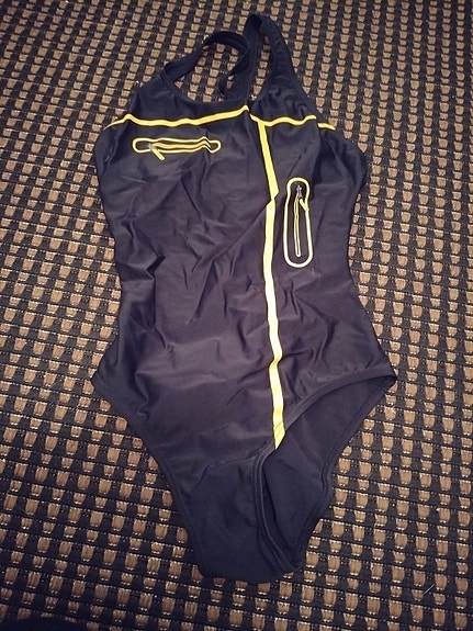 Speedo naisten uimapuku M musta