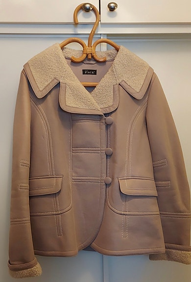 Beige kelsiturkki, koko 42
