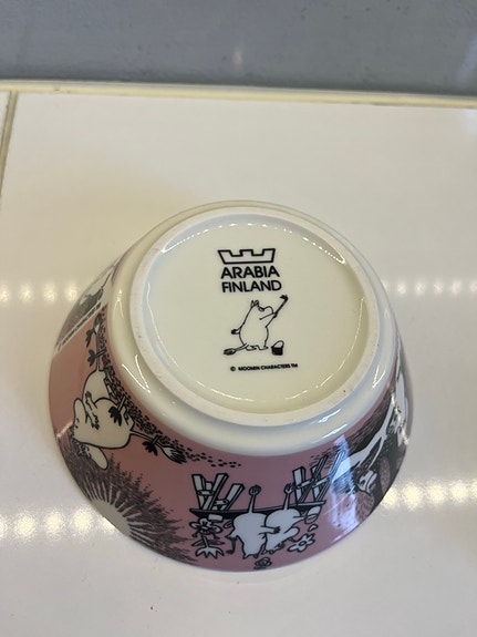 Arabia Muumikulho rakkaus (kruunu leima)